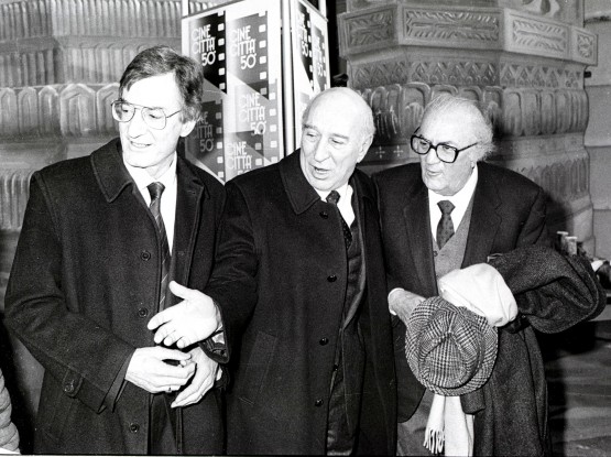Carlo-Lizzani-Giuliano-Montaldo-e-Fellini-555x415